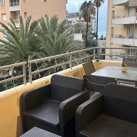 Apartament One Minute To The