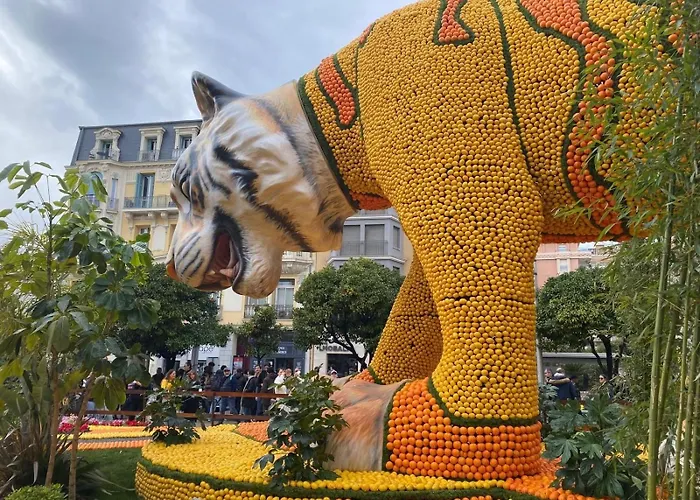 Apartment One Minute To The